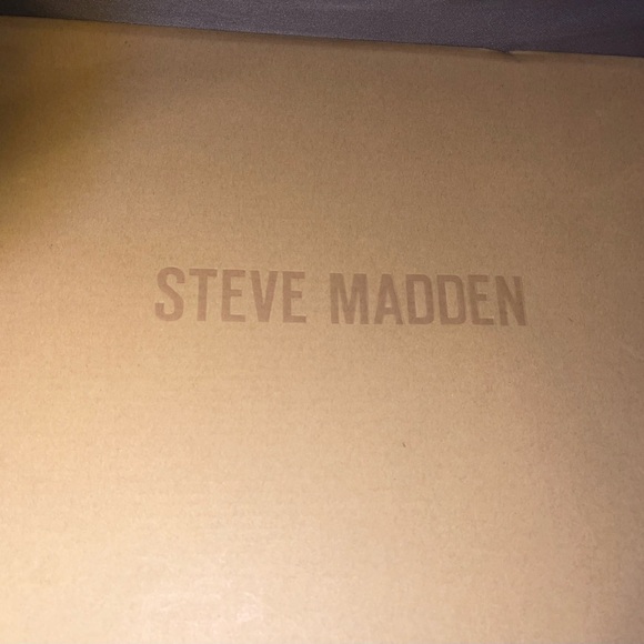 Steve Madden MAXIMA BLACK RHINESTONES Sneakers women’s size 8!! - Picture 7 of 7